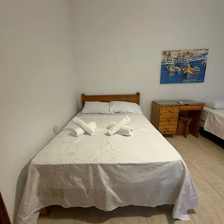 Paradise 4 Апартаменты *